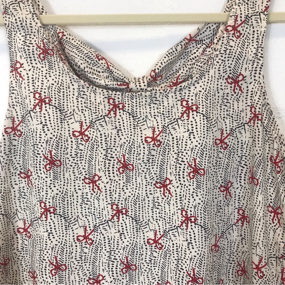 Couture V Bow Back Tank Top - Picture 2 of 8